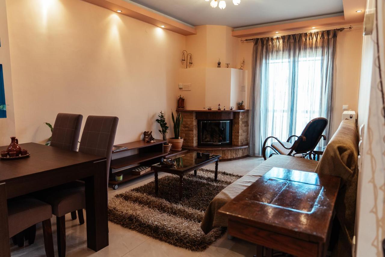 Cozy Place Near Historic Center Солун Екстериор снимка