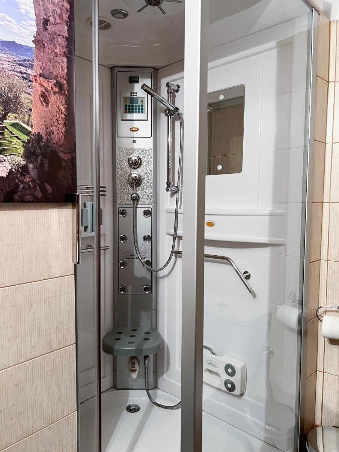 Cozy Place Near Historic Center Солун Екстериор снимка